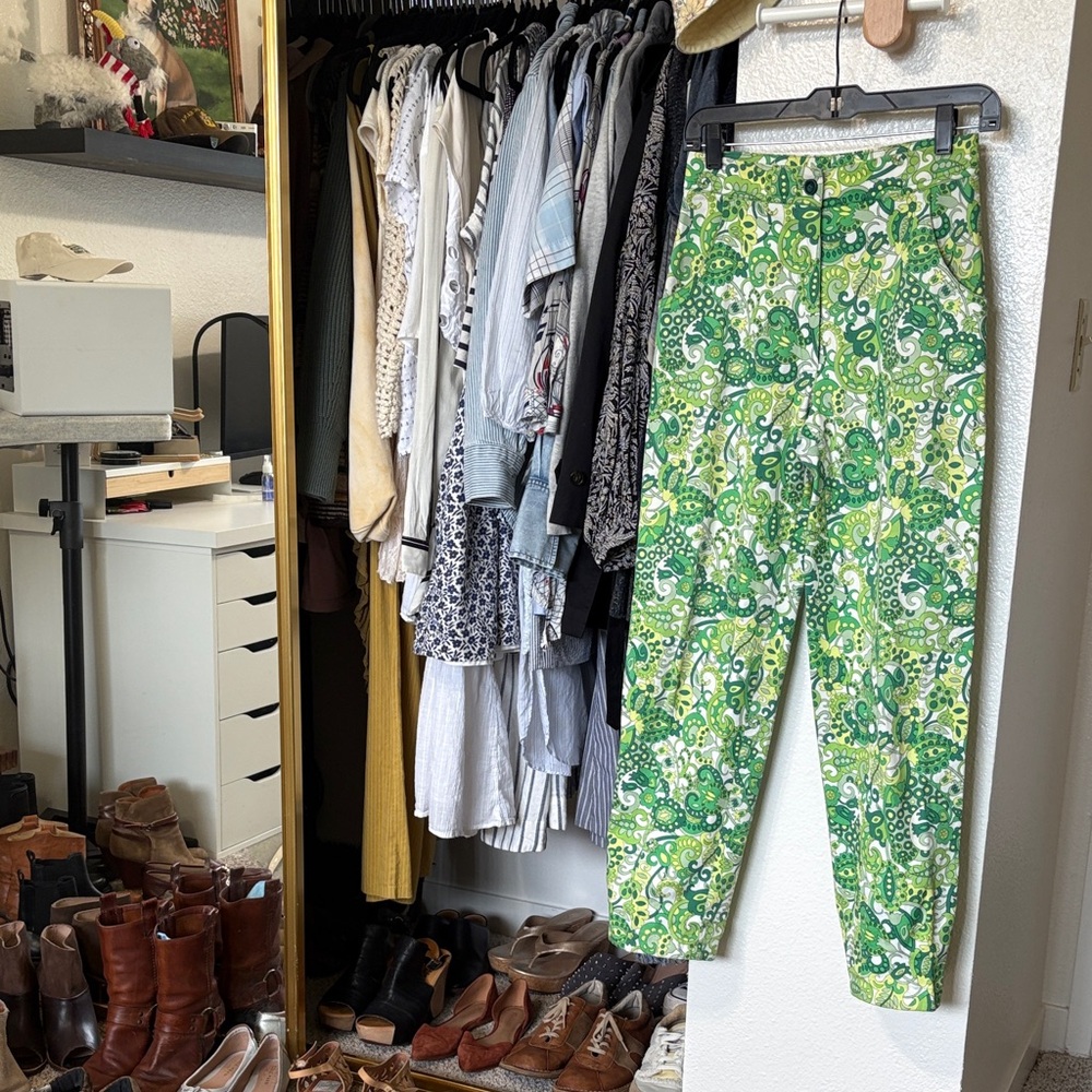 Vintage Green Paisley High-Waist Tapered Pants